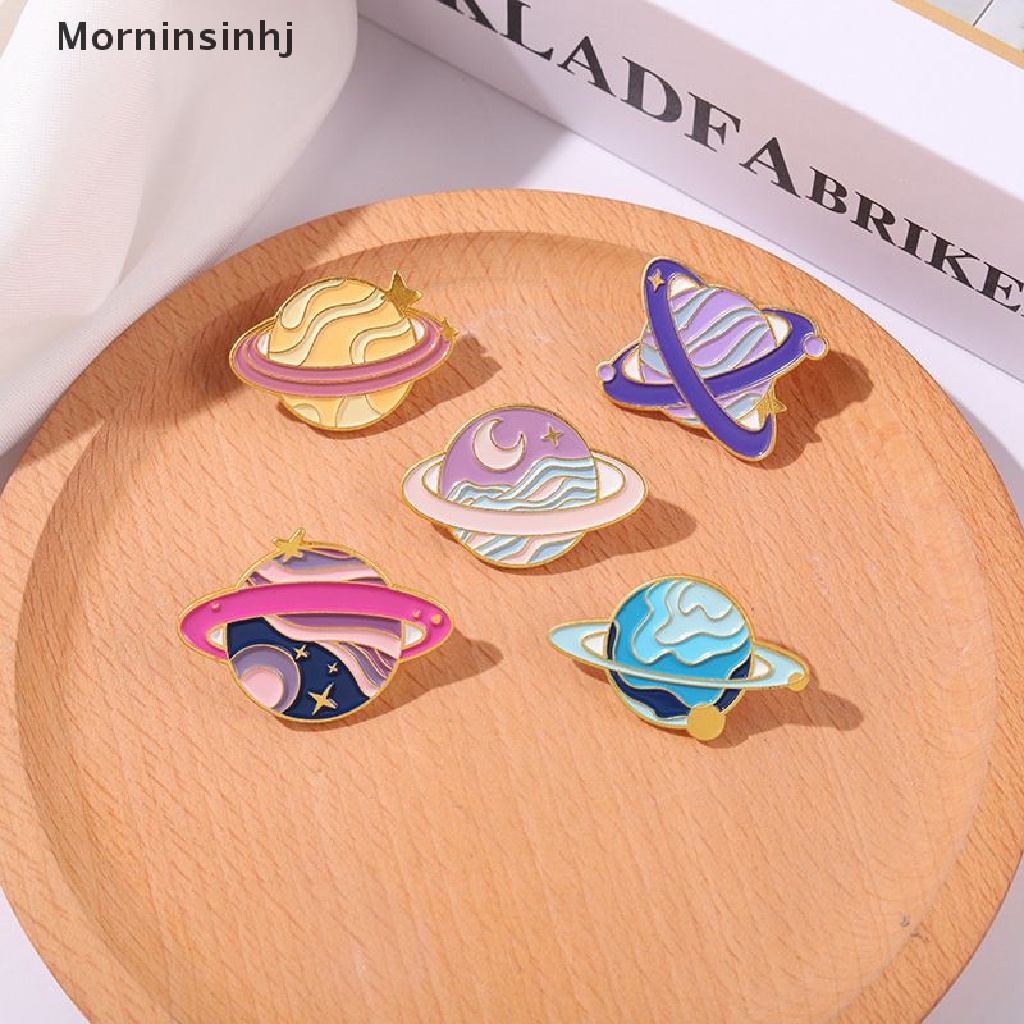 Mornin Bros Pin Enamel Bentuk Planet Luar Angkasa Galaksi Bintang Untuk Aksesoris Fashion