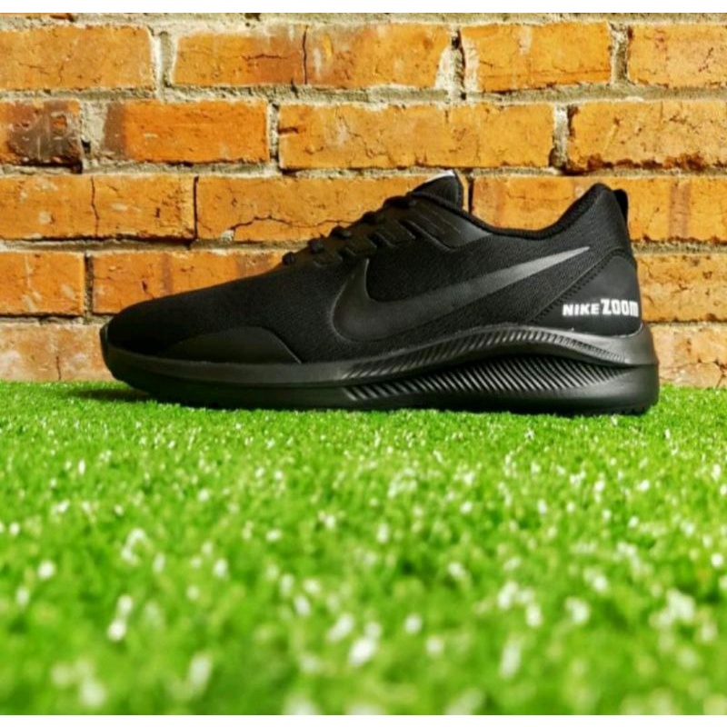 SEPATU SKOLAH HITAM POLOS NIKE ZOOM PRIA WANITA MODEL SPORTY FULL BLACK