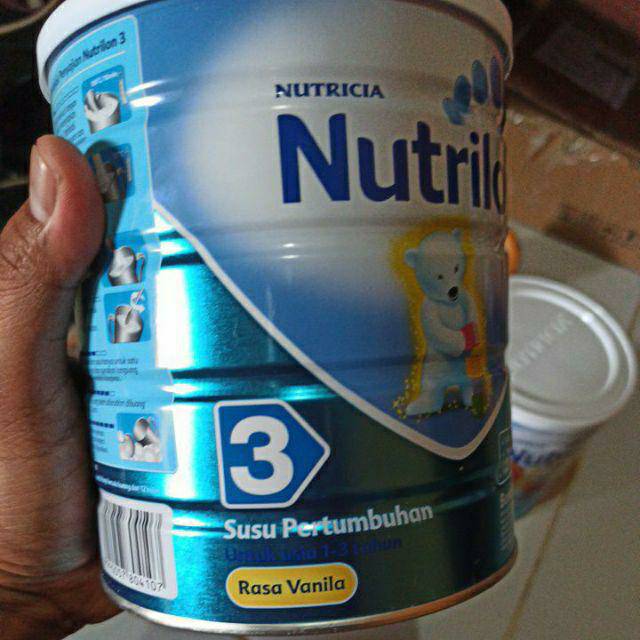 

nutrilon 3 // 800gram