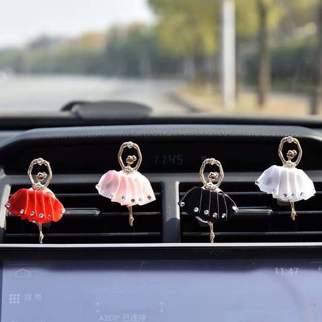Pewangi mobil / CAR VENT CLIP ON DIFFUSER / PEWANGI AC MOBIL Model Ballerina Baru