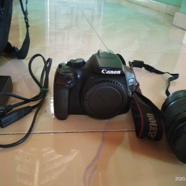Canon 1300D