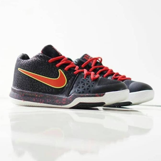 kyrie 3 orange and black