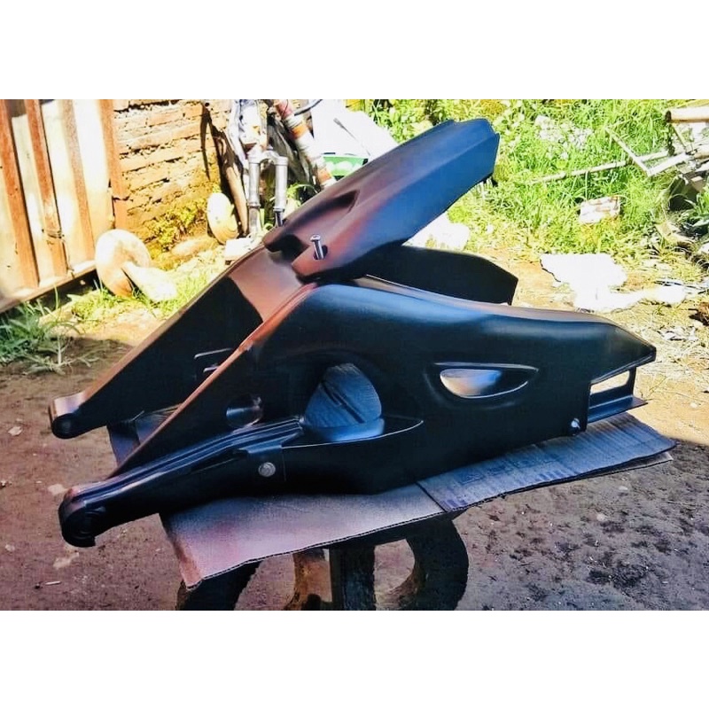 Swing arm Custom R1 M Cbr150r GSX150 R15v3 Xabre Cb150r MX king