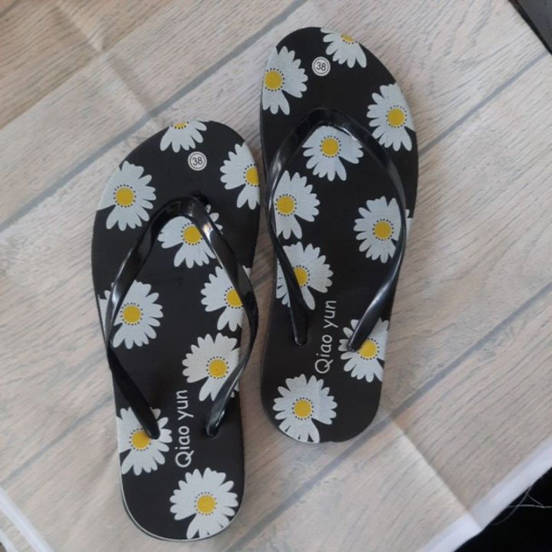 SANDAL WANITA JEPIT MOTIF BUNGA QIAO YUN