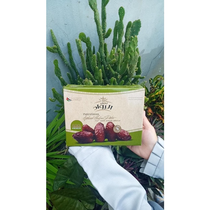 

KURMA MEDJOUL- MEDJOOL DATES