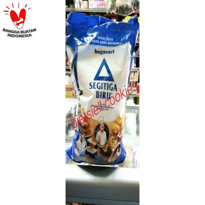 

TERLARIS terigu segitiga biru premium 1 kg 12 pcs per karton