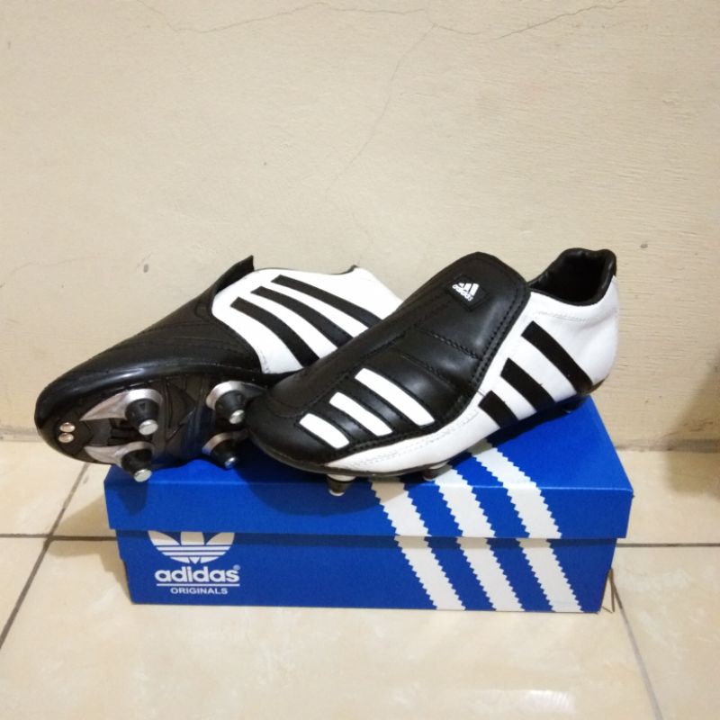sepatu bola kulit adidas porto bobok pull besi