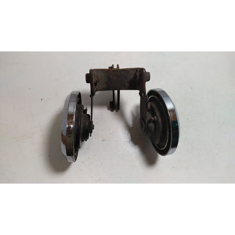 Dudukan klakson plus klakson Honda Megapro Original