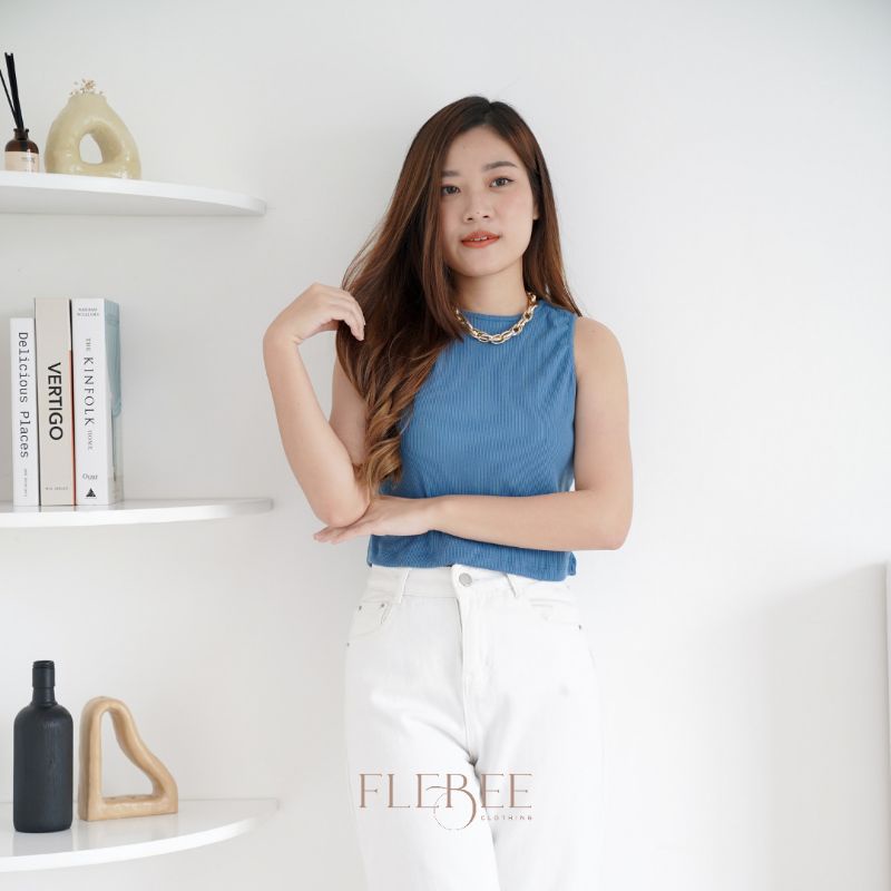 Flebeeclothing - Hyeri Halter Neck Tank Top