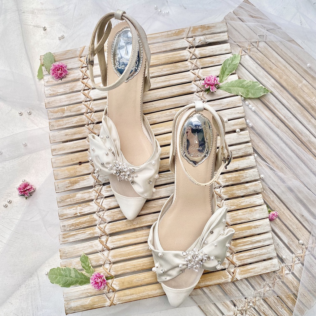 Ivory White Sandal Sepatu Wedding Pesta Wanita Tali Sepatu Stiletto Block Heels AVEDA