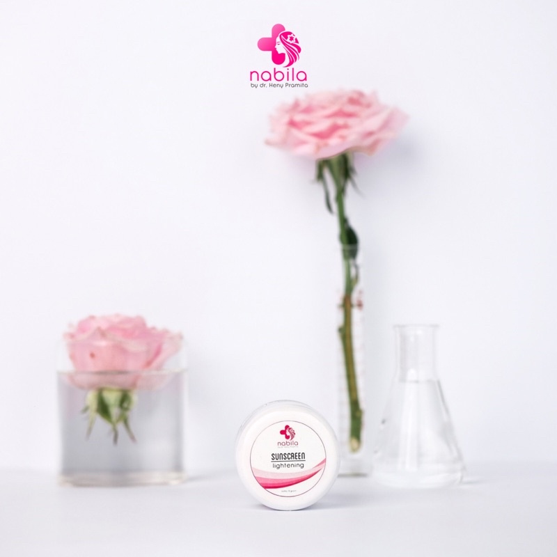 SUNSCREEN LIGHTENING PINK SPF 30 | NABILA | NABILA SKINCARE | NABILASKINCARE