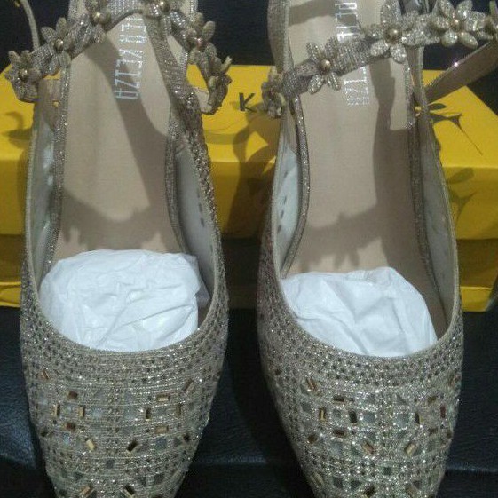 peter kezia sepatu size 39