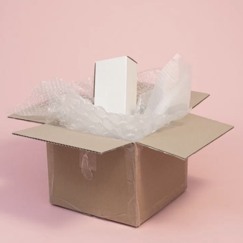 

tambahan packing dan volume berat EXTRA BUBBLE WRAP dan KERDUS potongan untuk mengurangi penyok pada gift box dll