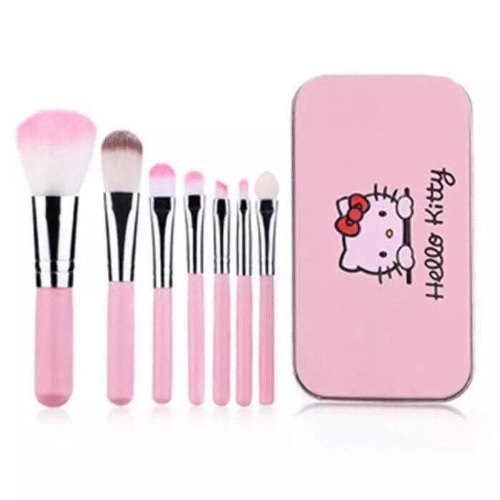 BRUSH SET KYLE atau HELLO  KITTY ISI 7 BULU HALLUS dikirim sesuai stock