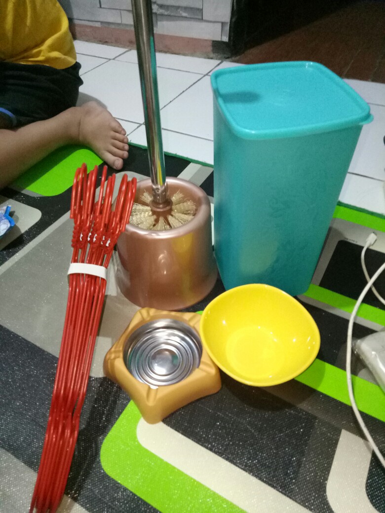 Sikat Wc Stainless + Tempat