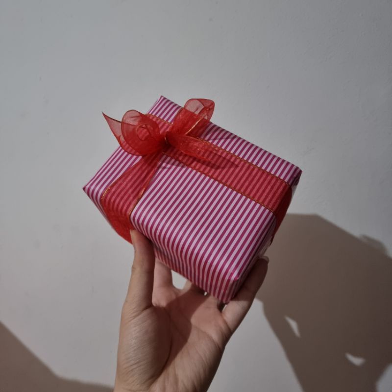 

[TAMBAHAN] gift wrapping / kertas kado