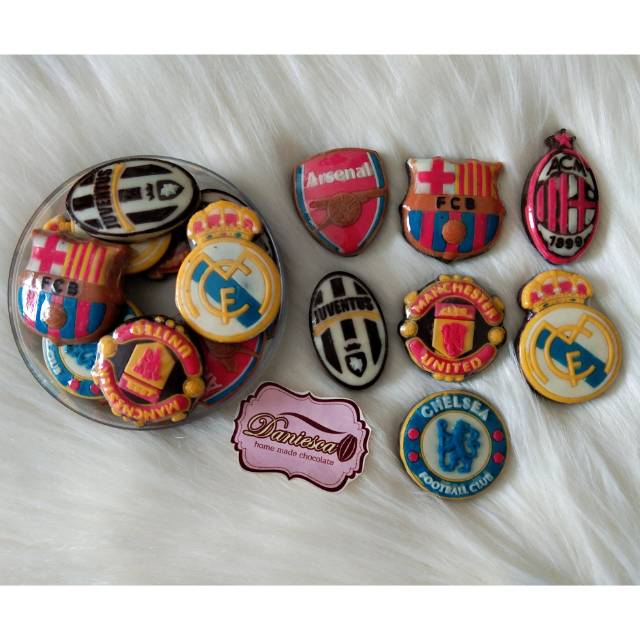 

.Coklat logo grup sepak bola Arsenal MU chelsea Juventus ( ds bgr )
