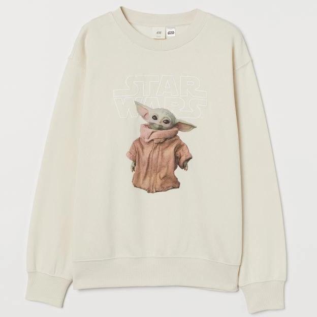 (BEST SELLER) CREWNECK H&M STARWARS BABY YODA - cream, S
