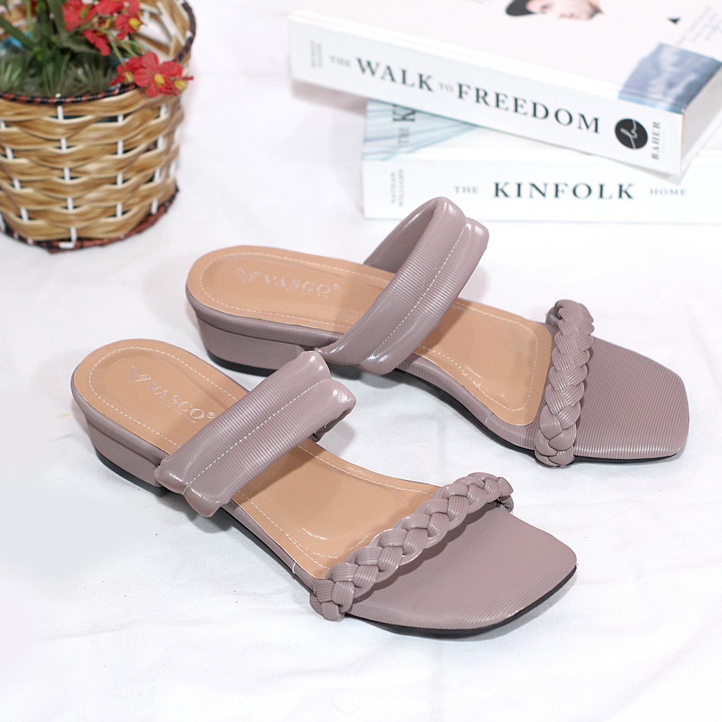 Milicca Sandal Wanita Hak Tahu 3 cm Datilia