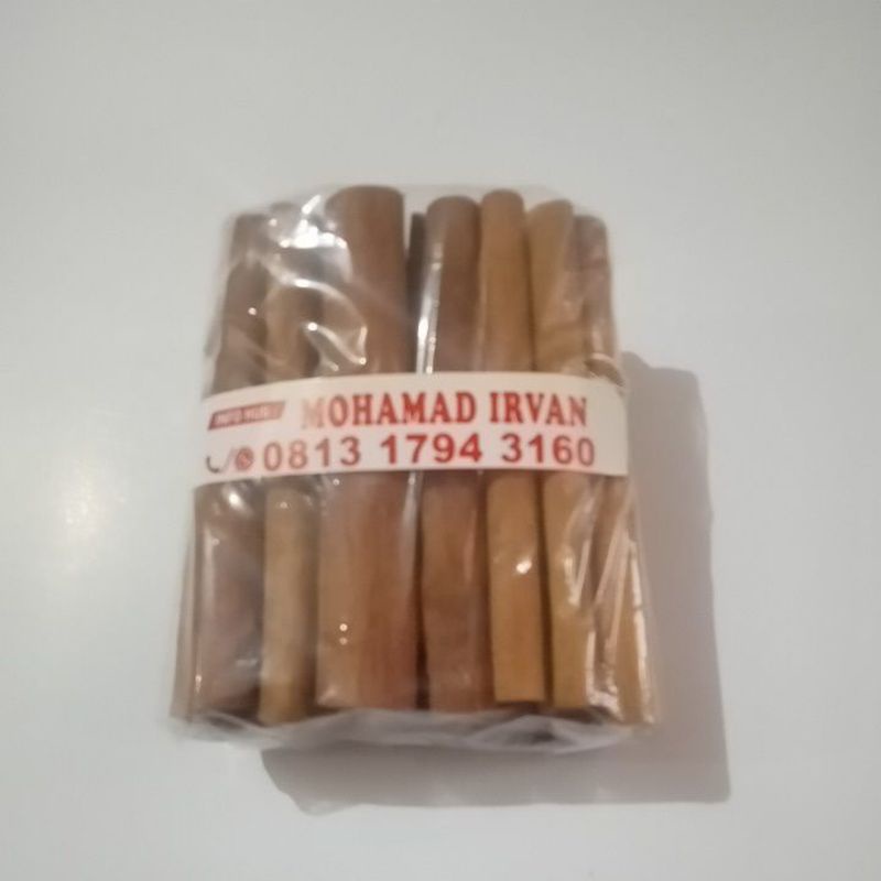 

Kayu manis asli dari Sumatra