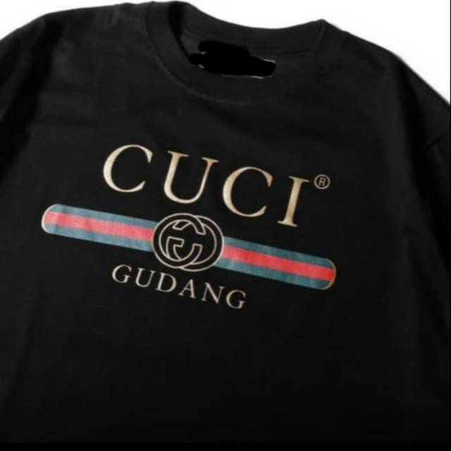 KAOS BAJU PRIA WANITA DISTRO CUCI GUDANG KAOS PLESETAN GUCCI COMBED 30S READY UKURAN S M L XL XXL
