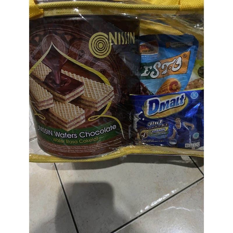 

paket snack makanan ringan