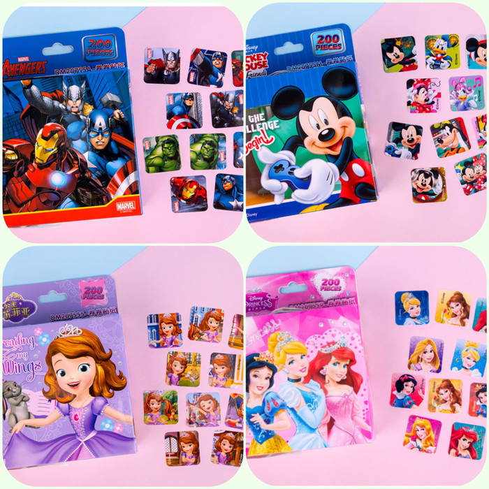 

Stiker Avengers Original Disney