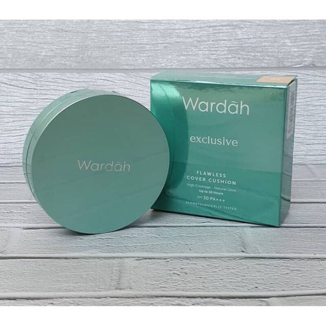 Wardah Exclusive Flawless Cover Cushion