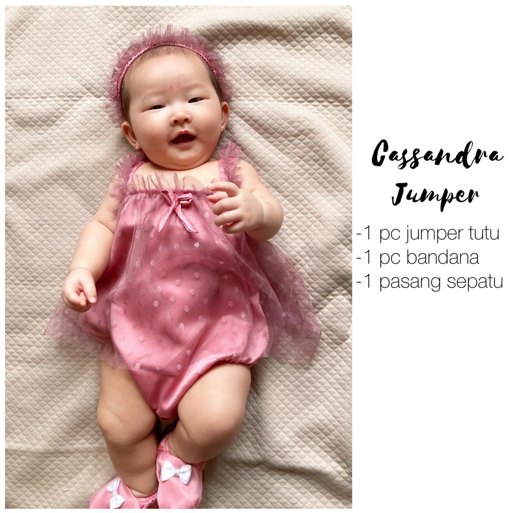 HAMPERS KADO LAHIRAN GIFTSET CASSANDRA /AIKO EUNJI JUMPER sepatu baju SET bayi anak perempuan cewek lucu murah