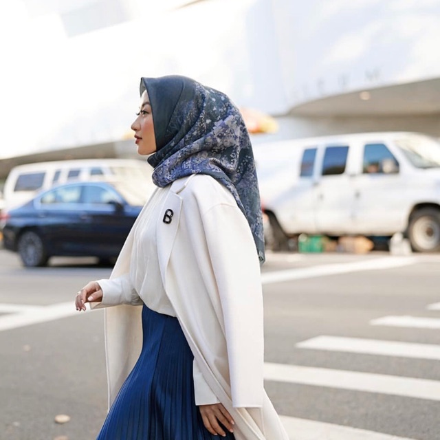 READY Buttonscarves New York Reborn Dumbo