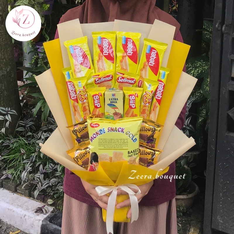 (B13) Buket snack/snack bouquet/bucket snack [INCLUDE: Greeting card+packing]