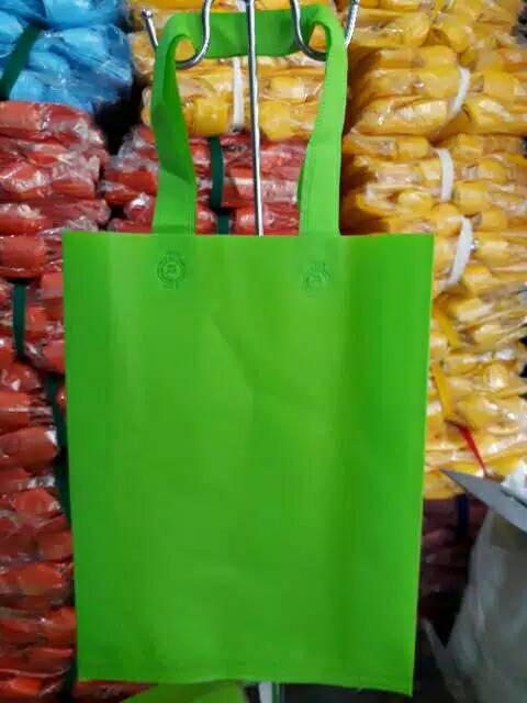  Tas  kain  spunbond goodie bag 30x40 x10 cm tas  kain  