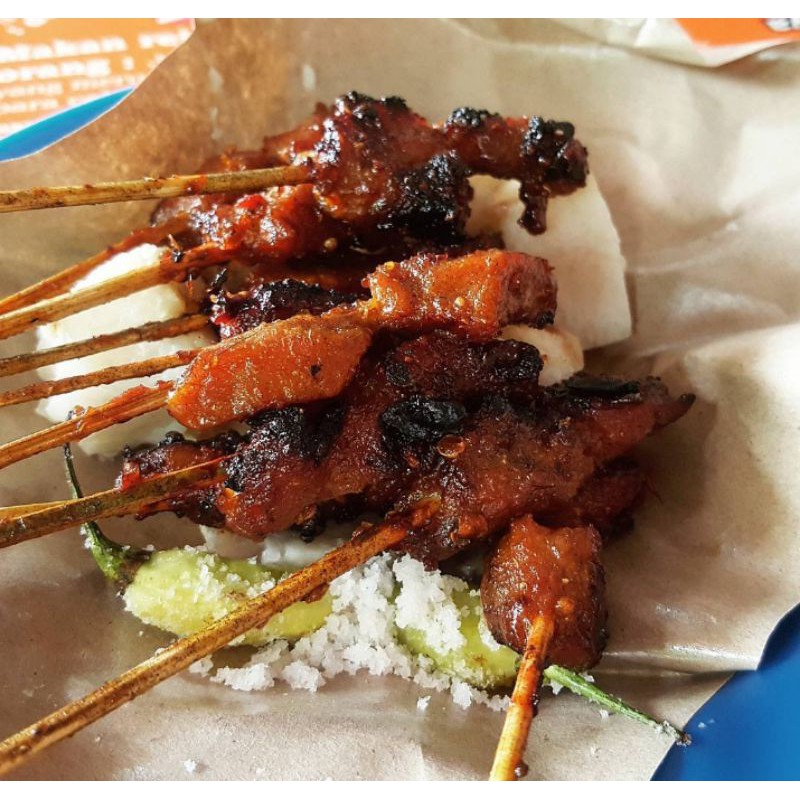 

sate babi bawah pohon asli bali ( non halal )