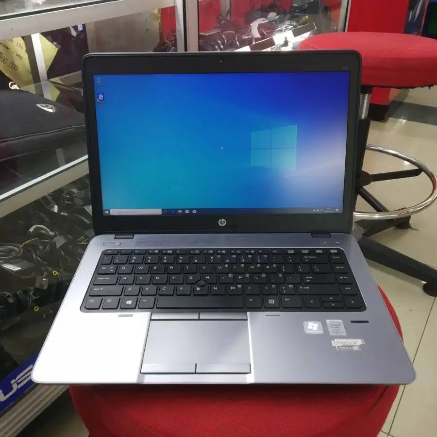 LAPTOP HP ELITEBOOK  i5 RAM 8GB SSD 180GB BEKAS SECOND