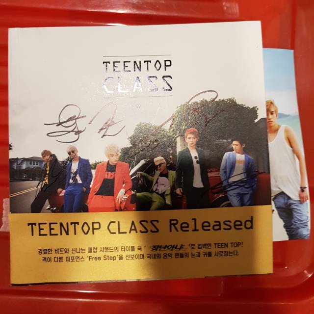 Teen top class autographed album bonus postcard