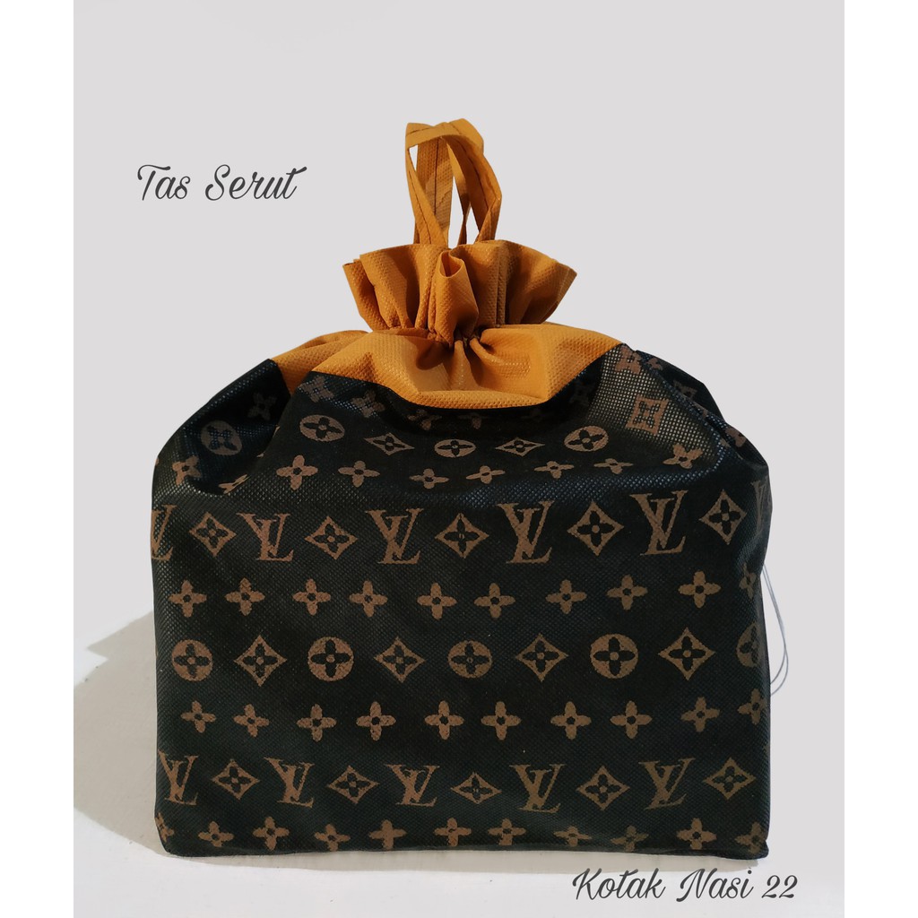

Tas Hajatan Spunbond Serut Motif Bawah 22 SVN120
