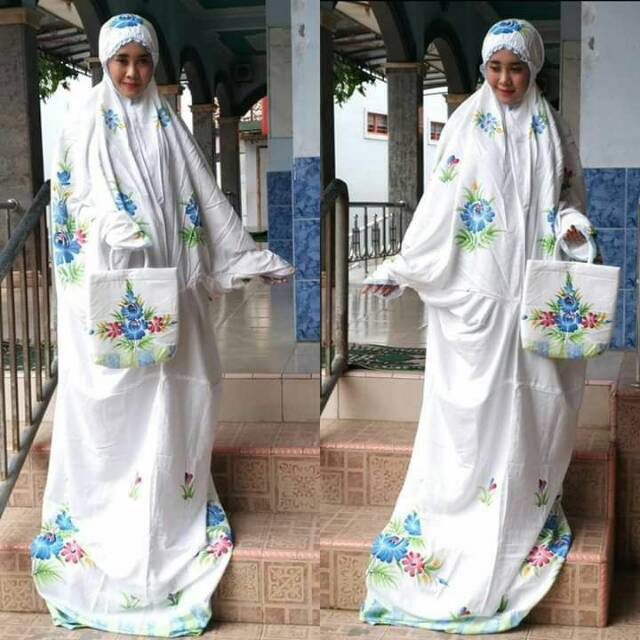 Mukena terusan putih lukis  batik pekalongan