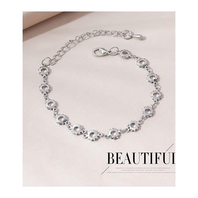 LRC Gelang Fashion Color Mixing Car Diamond-encrusted Geometric Alloy Y65451