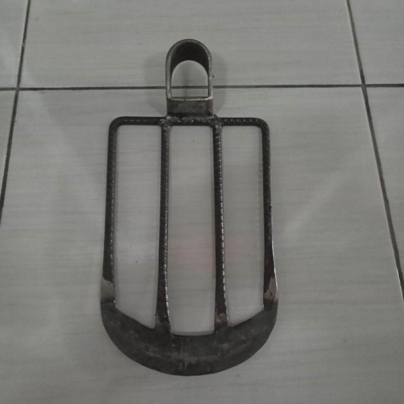 Cangkul/ pacul bolong anti gebol/ anti lengket janda bolong kondang gigi 4