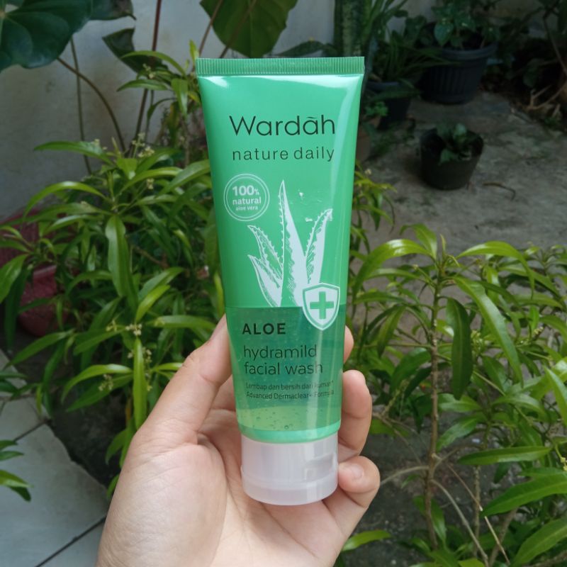 [ Bisa COD ] Wardah Nature Daily Aloe Hydramild Facial Wash 60 ml 100 ml / pencuci muka / Gel pember