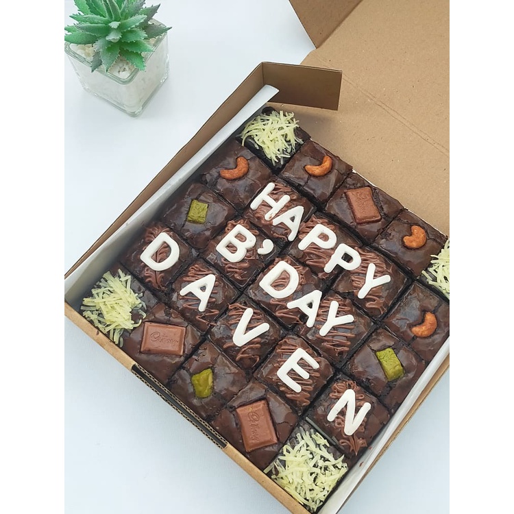 FUDGY BROWNIES CUSTOM 20x20/ BROWNIES PANGGANG ULANG TAHUN/ULTAH/BIRTHDAY