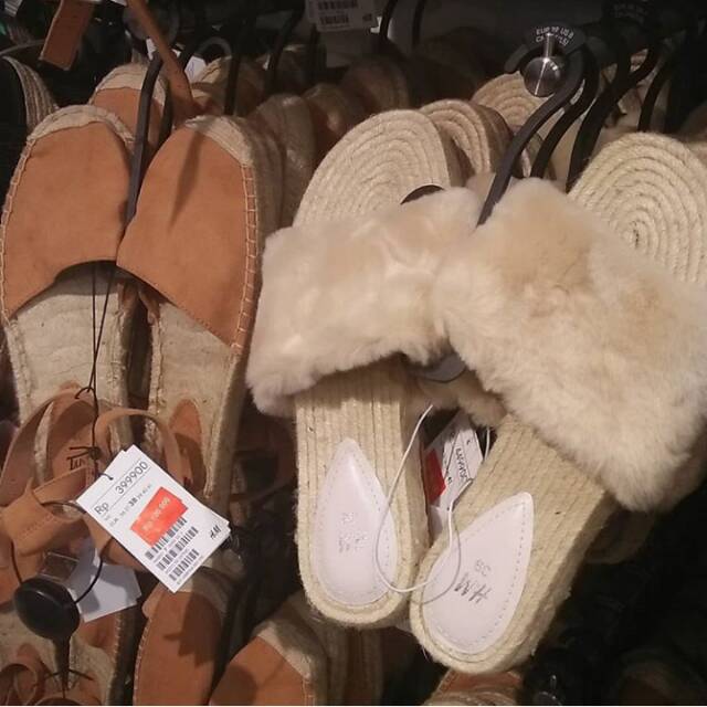sandal bulu h&m