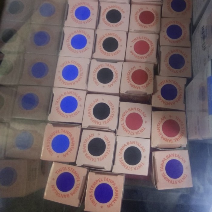 

Menyurat-Surat- Tinta Stempel Otomatis / Tinta Manis / Tinta Stempel Manis - Hitam -Surat-Menyurat.