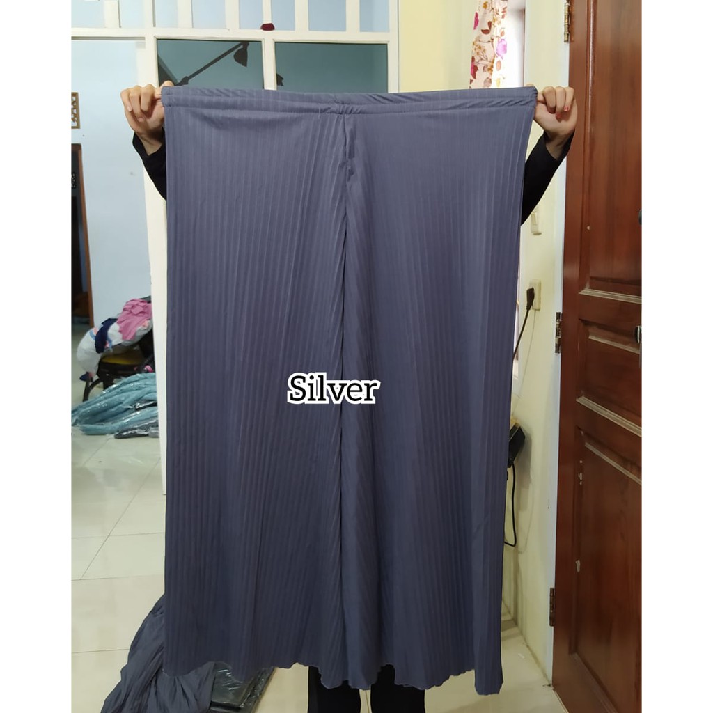 Kulot plisket jumbo bigsize model terkini - Celana kulot plisket xxl