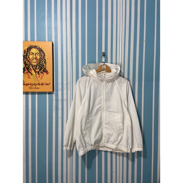 Uniqlo Putih Jaket Tracker OverSize XL Jaket Olahraga Jaket Training Jaket Outer Jaket Sepeda Jaket 