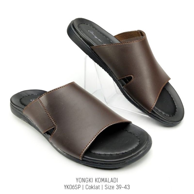 SANDAL SLIP ON PRIA YONGKI KOMALADI BRANDED MATAHARI MURAH SDLSLPONYK267