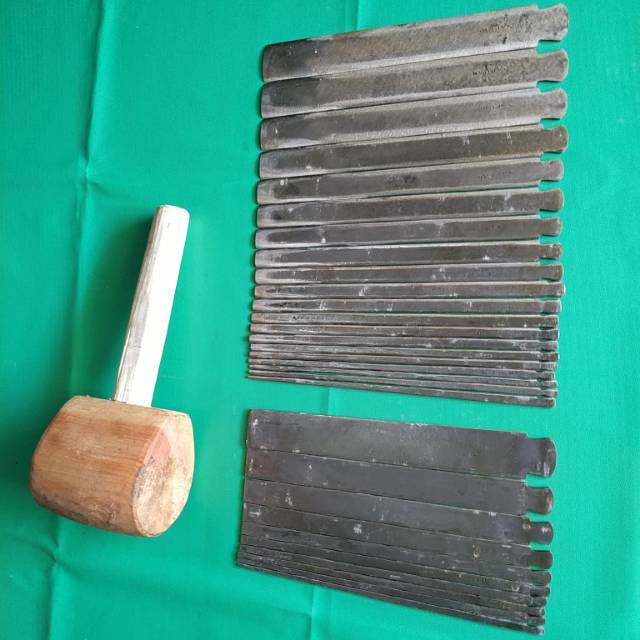 1 set pahat tatah ukir baja putih sapuan kualitas super premium panjang 24cm plus palu kayu