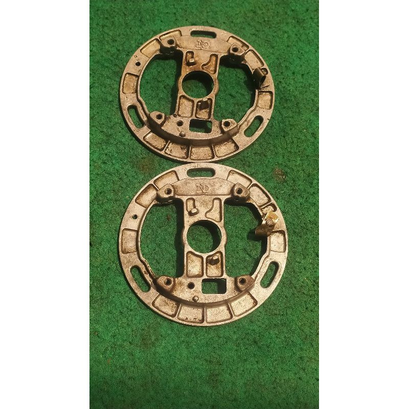 dudukan atau tatakan spul Suzuki rc100 bravo crystal tornado original bekas