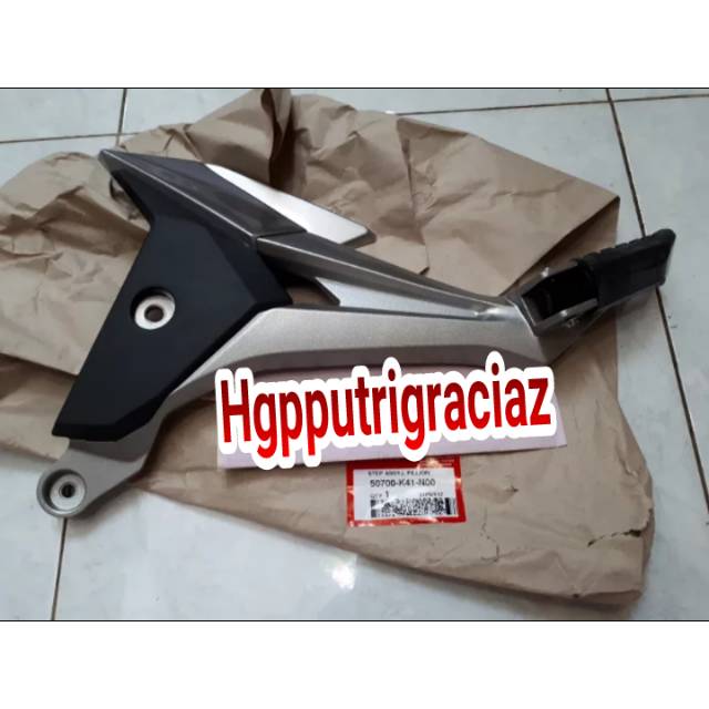 dudukan foot step kanan kiri new supra x 125 fi 2014 - keatas 50700-k41-n00 50600k41 ORI AHM GRACIAZ