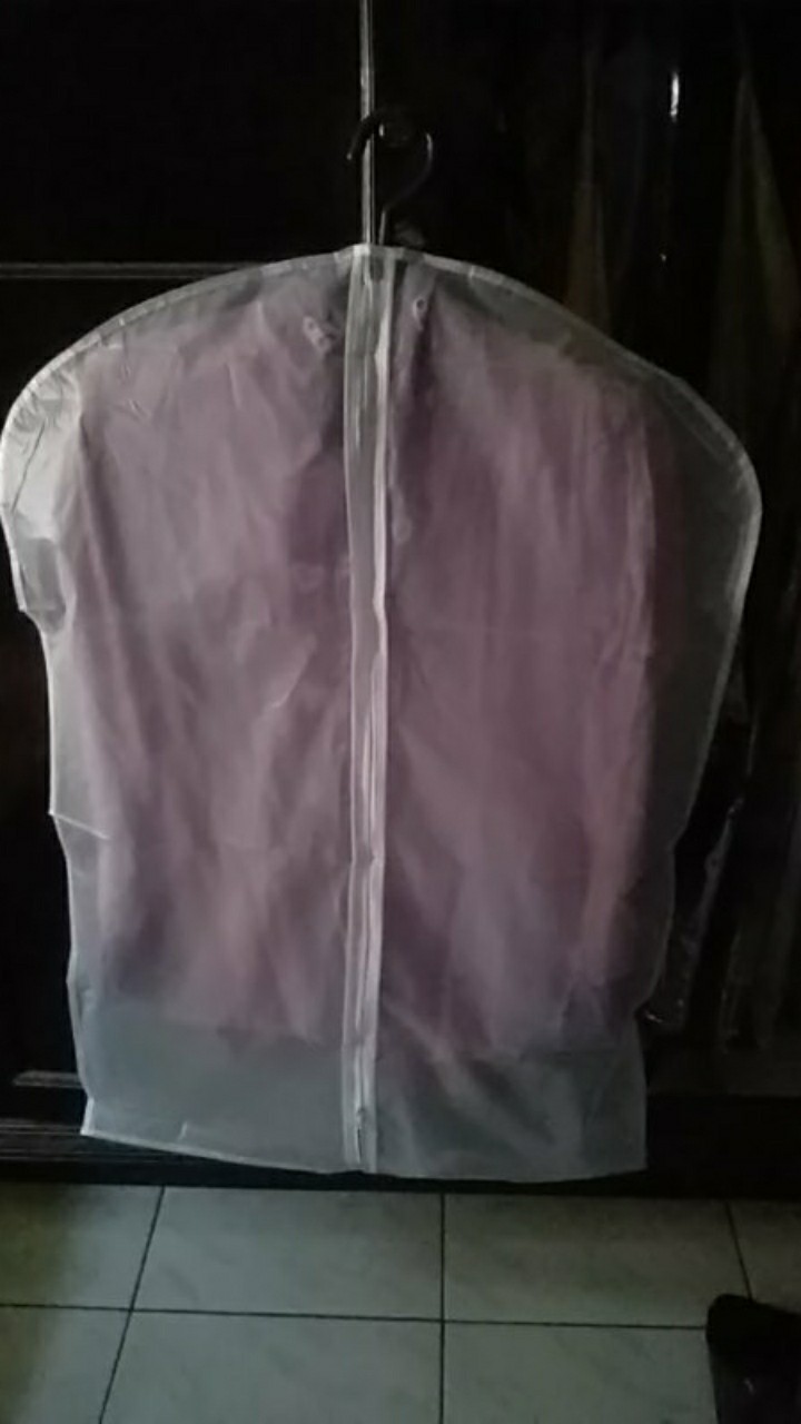 Cover Baju Kekinian Pria Wanita Sarung Baju Pelindung Baju Cloth Cover Perawatan Pakaian 246